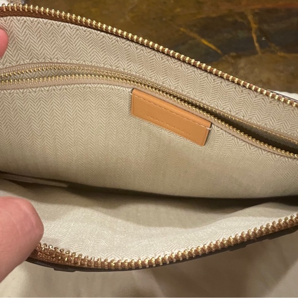 NWT Tory Burch Toucan Appliqué Pouch - Picture 3 of 4